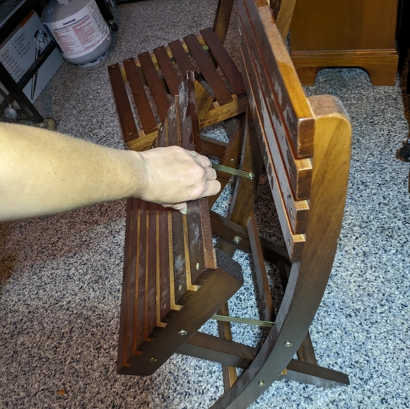 2 Wooden Fold Out Chairs - Picture 3 of 3